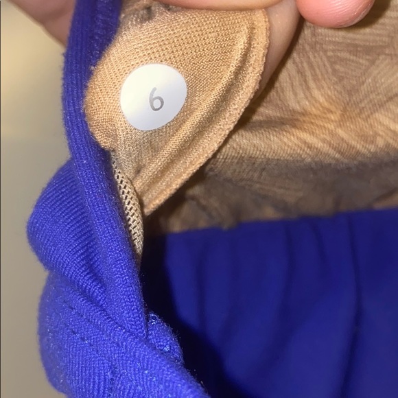 🍋 Lululemon purple/blue top size 6 - Picture 3 of 3